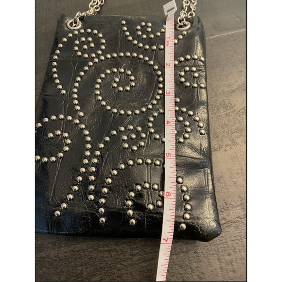 NEW -Youmi K. Black Croc Embossed Studded Crossbody Flat Pouch Faux Leather Bag - Picture 11 of 16